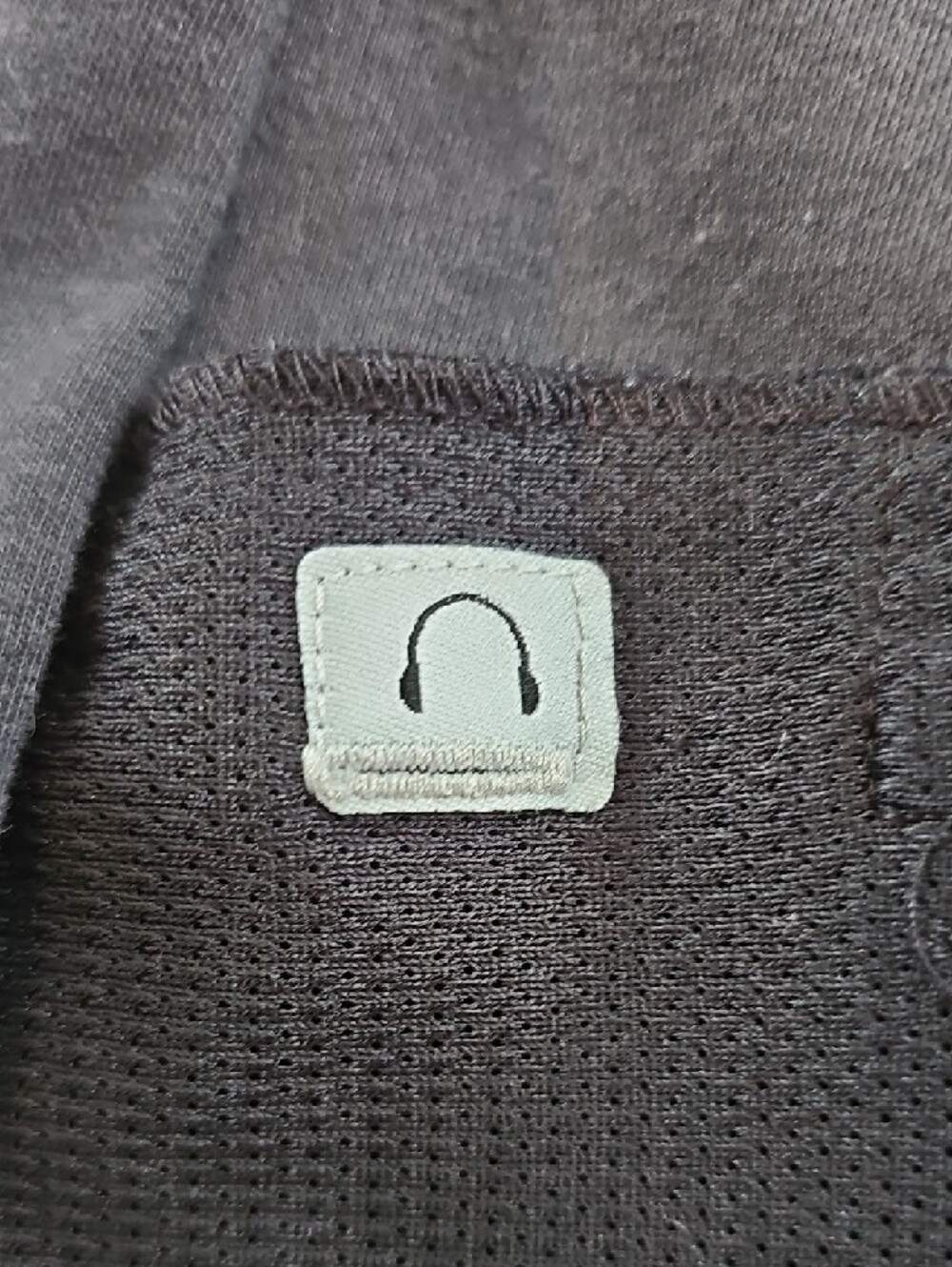 Vintage Nike Women's Black Full-Zip Track Jacket with Gray Pattern, Medium - Picture 6 of 11